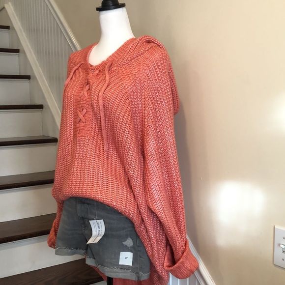 TORRID Rose Long Sleeve Chunky Woven Hooded Pullover W. Lace Up Front Sz 5X NWT - Picture 5 of 16